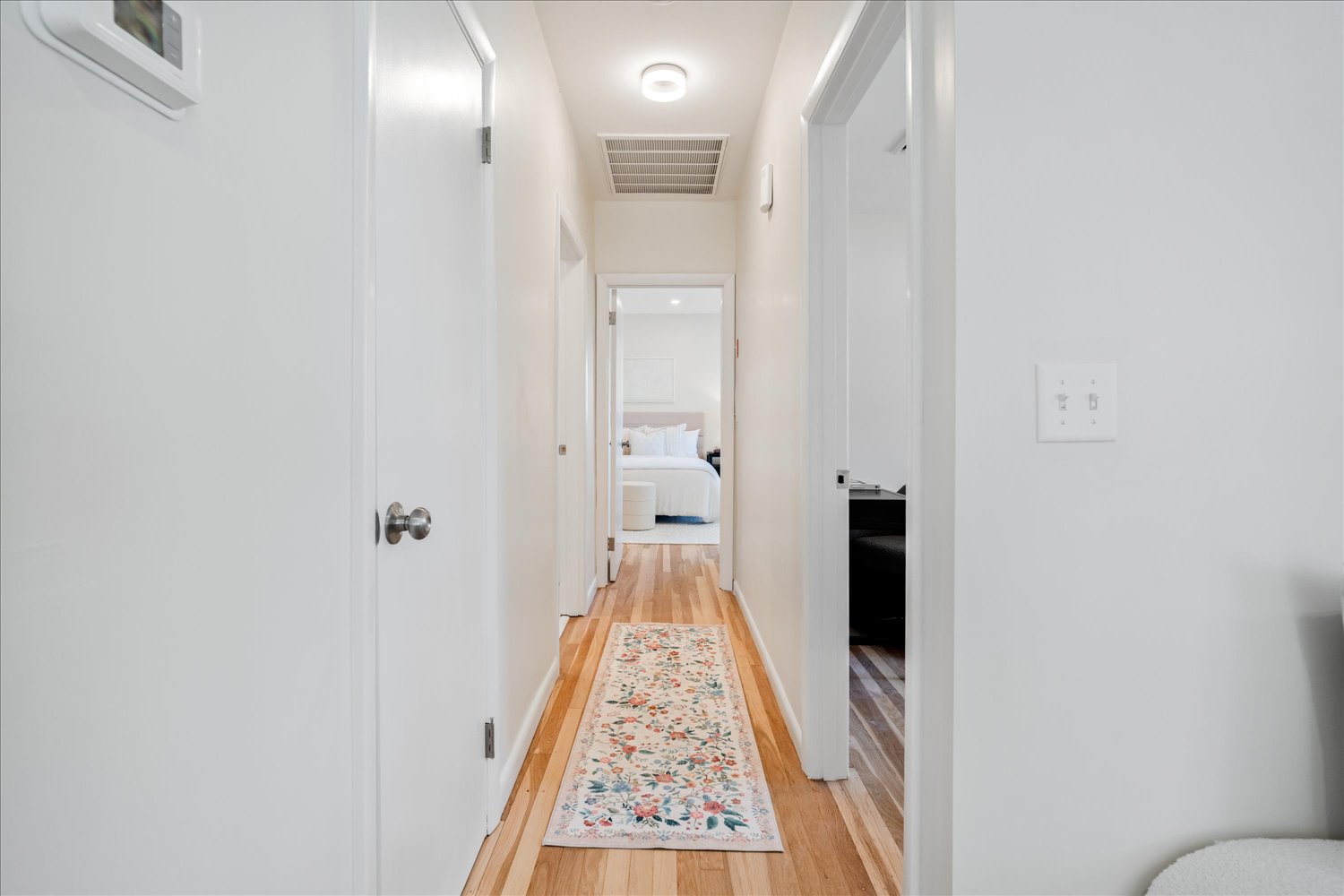 Providence, Rhode Island, 02906, United States, 2 Bedrooms Bedrooms, ,2 BathroomsBathrooms,Residential,For Sale,1943383