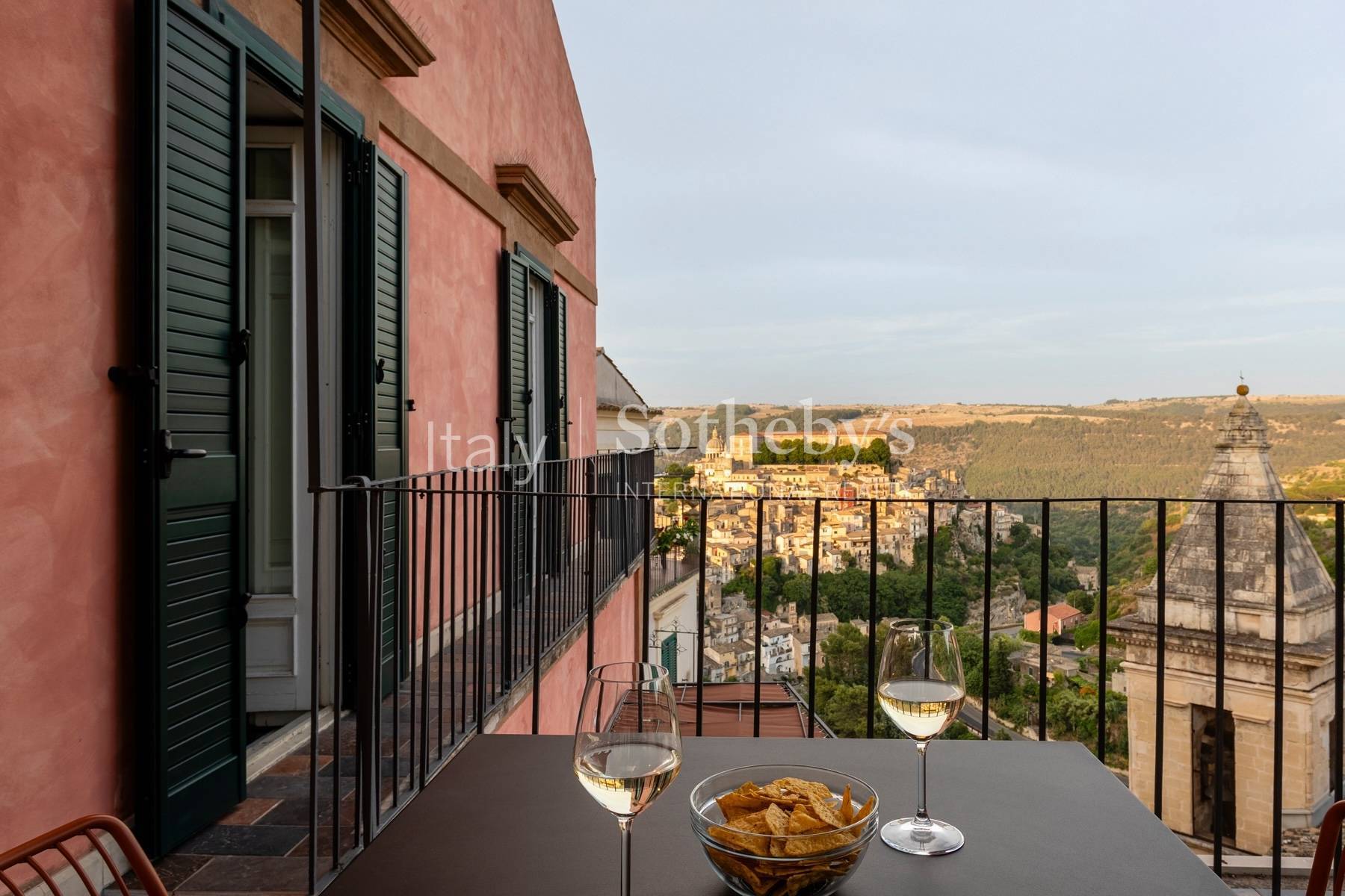  Prestigious residence with terraces in the heart of Ragusa Ibla - 物件實景