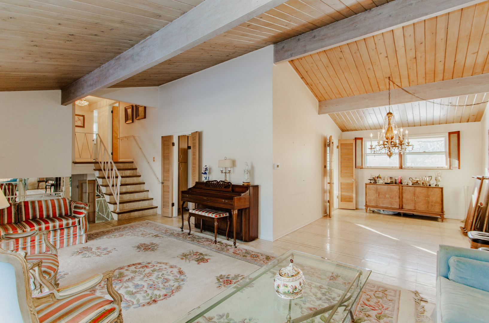 Wilmette, Illinois, 60091, United States, 3 Bedrooms Bedrooms, ,3 BathroomsBathrooms,Residential,For Sale,2013016