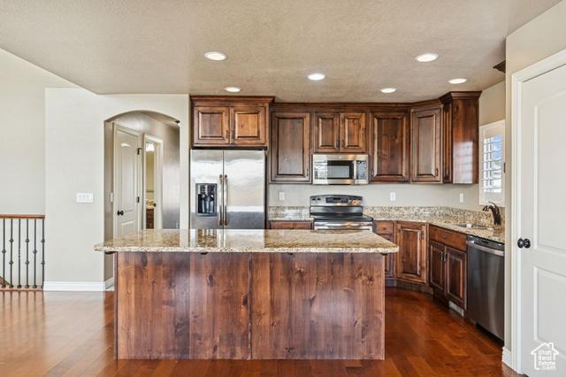 West Haven, Utah, 84401, United States, 6 Bedrooms Bedrooms, ,3 BathroomsBathrooms,Residential,For Sale,1984111