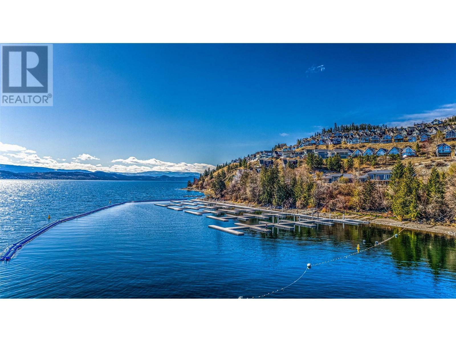KELOWNA, British Columbia, V1Z 3R8, CA, 3 Bedrooms Bedrooms, ,3 BathroomsBathrooms,Residential,For Sale,1839050