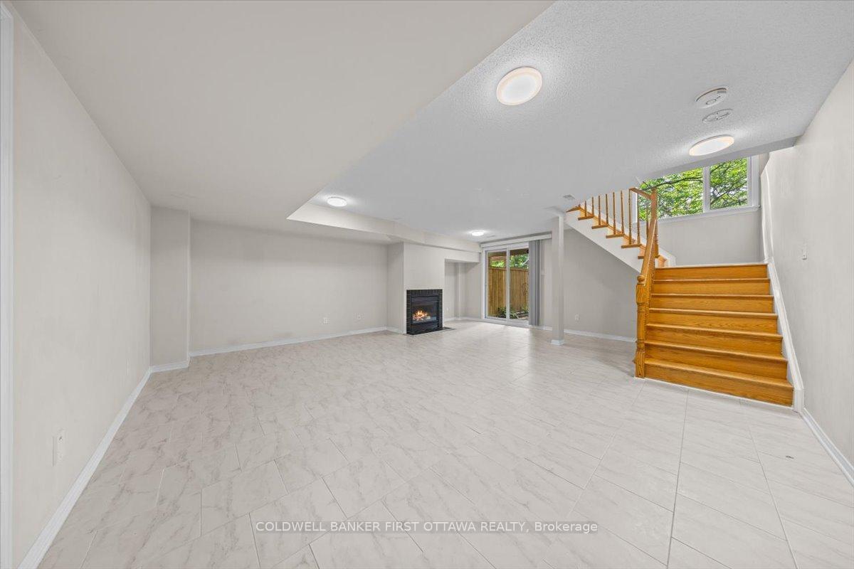 BEACON HILL NORTH - SOUTH AND AREA, Ontario, K1J 1J2, CA, 3 Bedrooms Bedrooms, ,Residential,For Sale,1903581