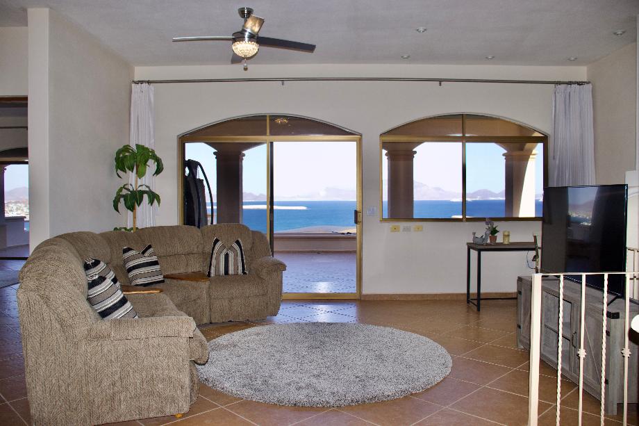 Guaymas, Sonora, 85506, Mexico, 5 Bedrooms Bedrooms, ,4 BathroomsBathrooms,Residential,For Sale,1987682