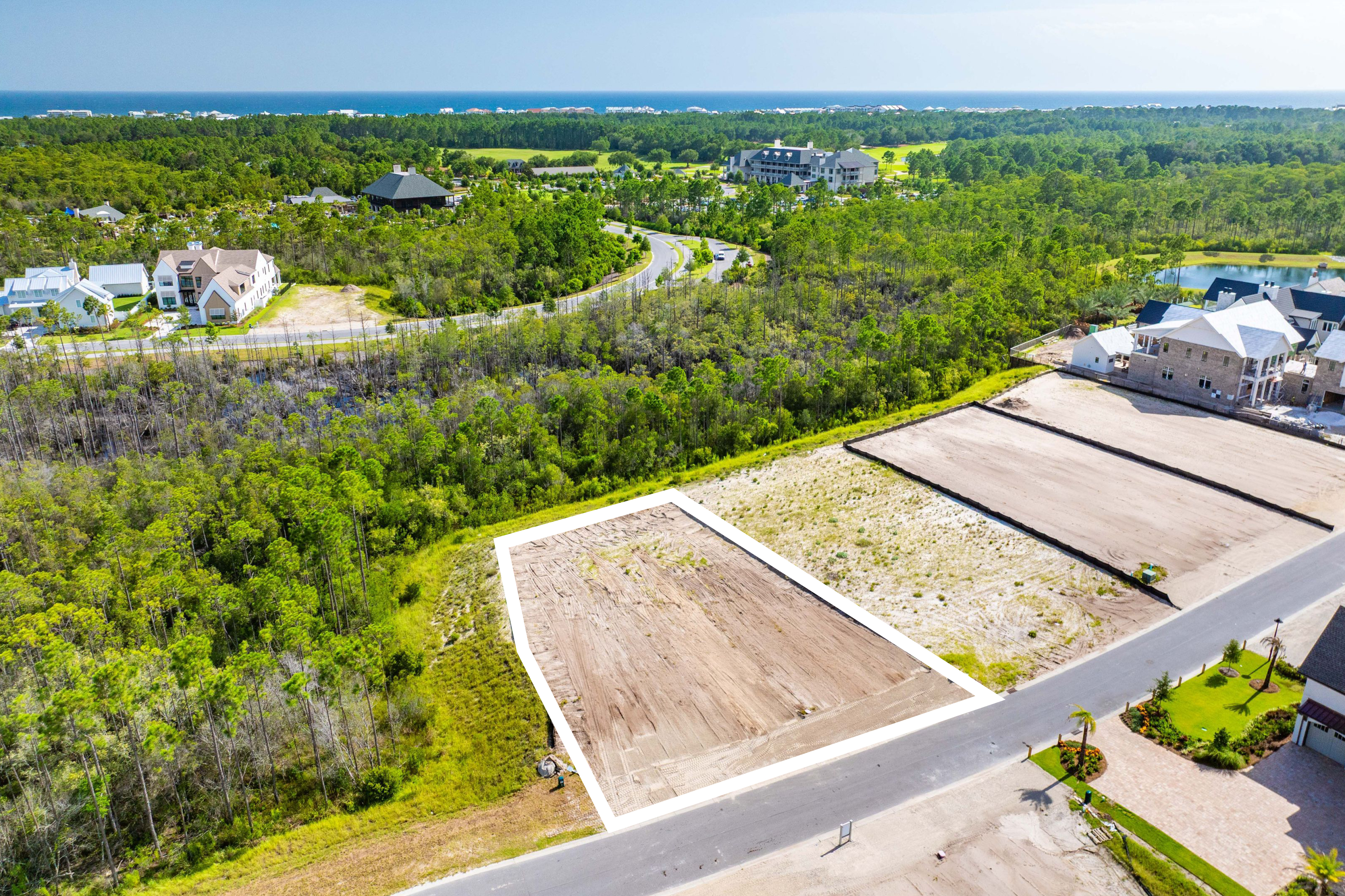  Rare Nearly Half-Acre Homesite in Gated 30A Community - 物件實景