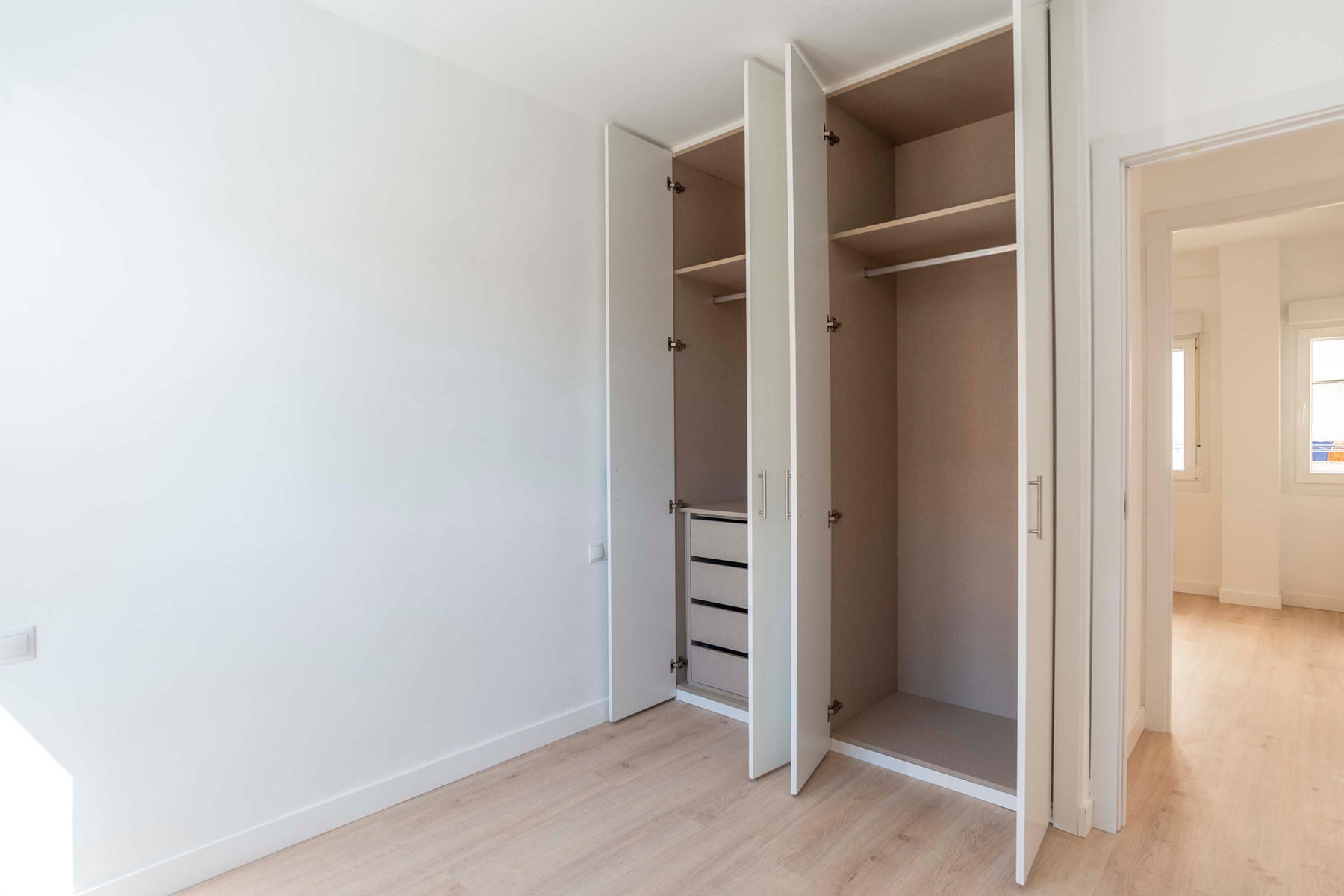  2-bedroom flat with small terrace, renovated and ready to move in - 物件實景