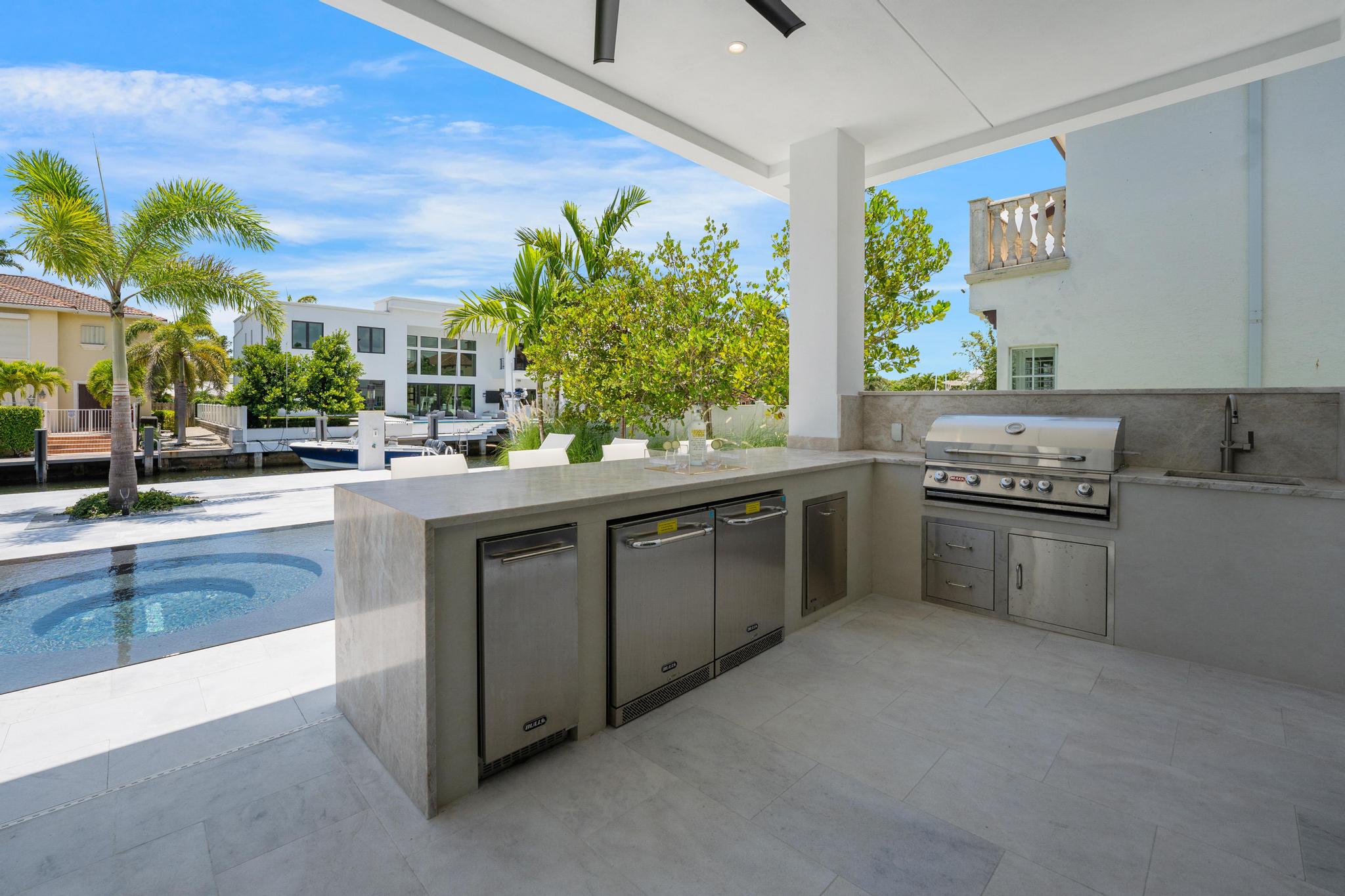 Delray Beach, Florida, 33483, United States, 6 Bedrooms Bedrooms, ,8 BathroomsBathrooms,Residential,For Sale,1727763