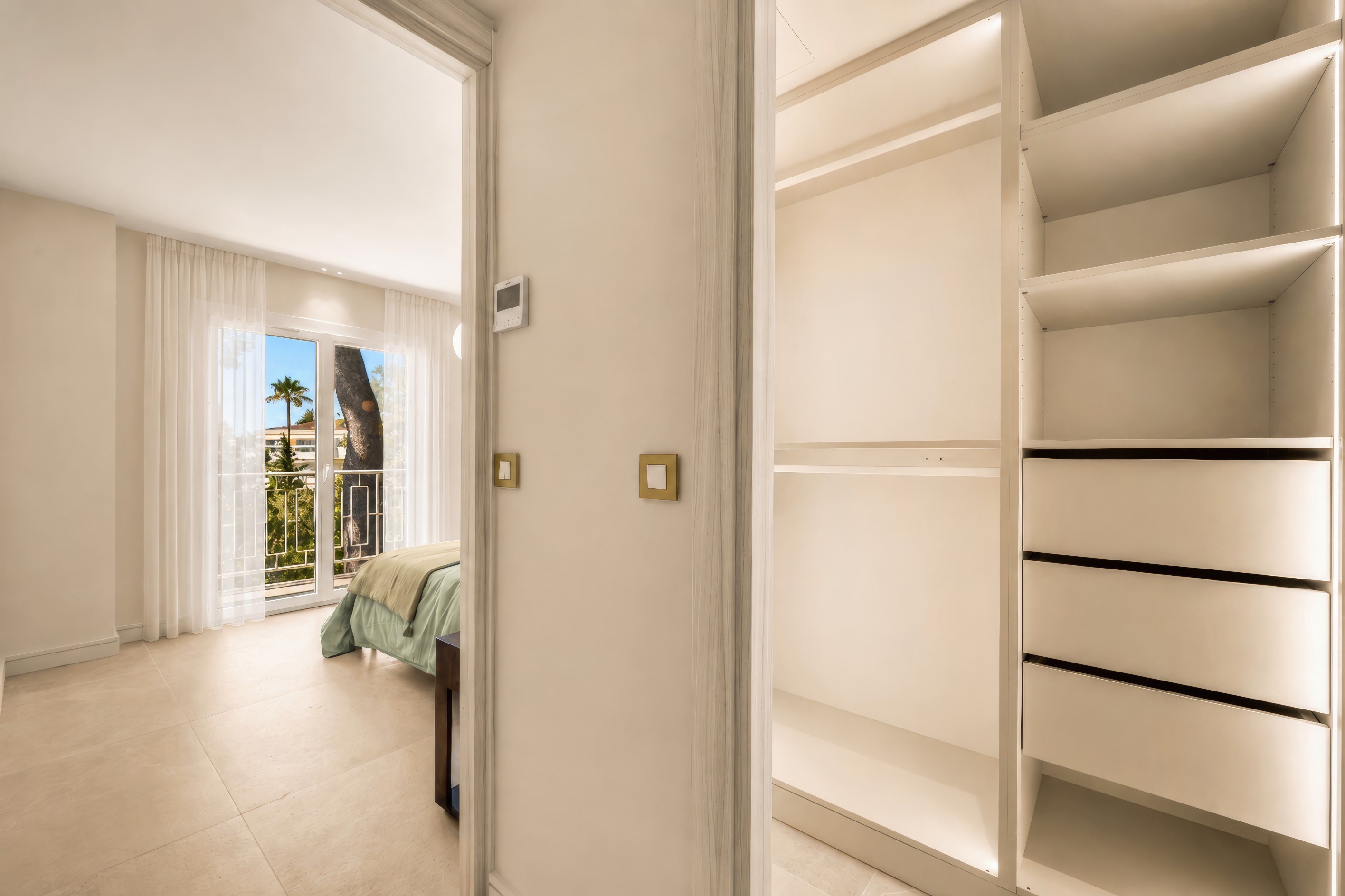  Cannes Oxford: 86 sq.m sea view apartment with terrace in a sought-after neighb… - 物件實景