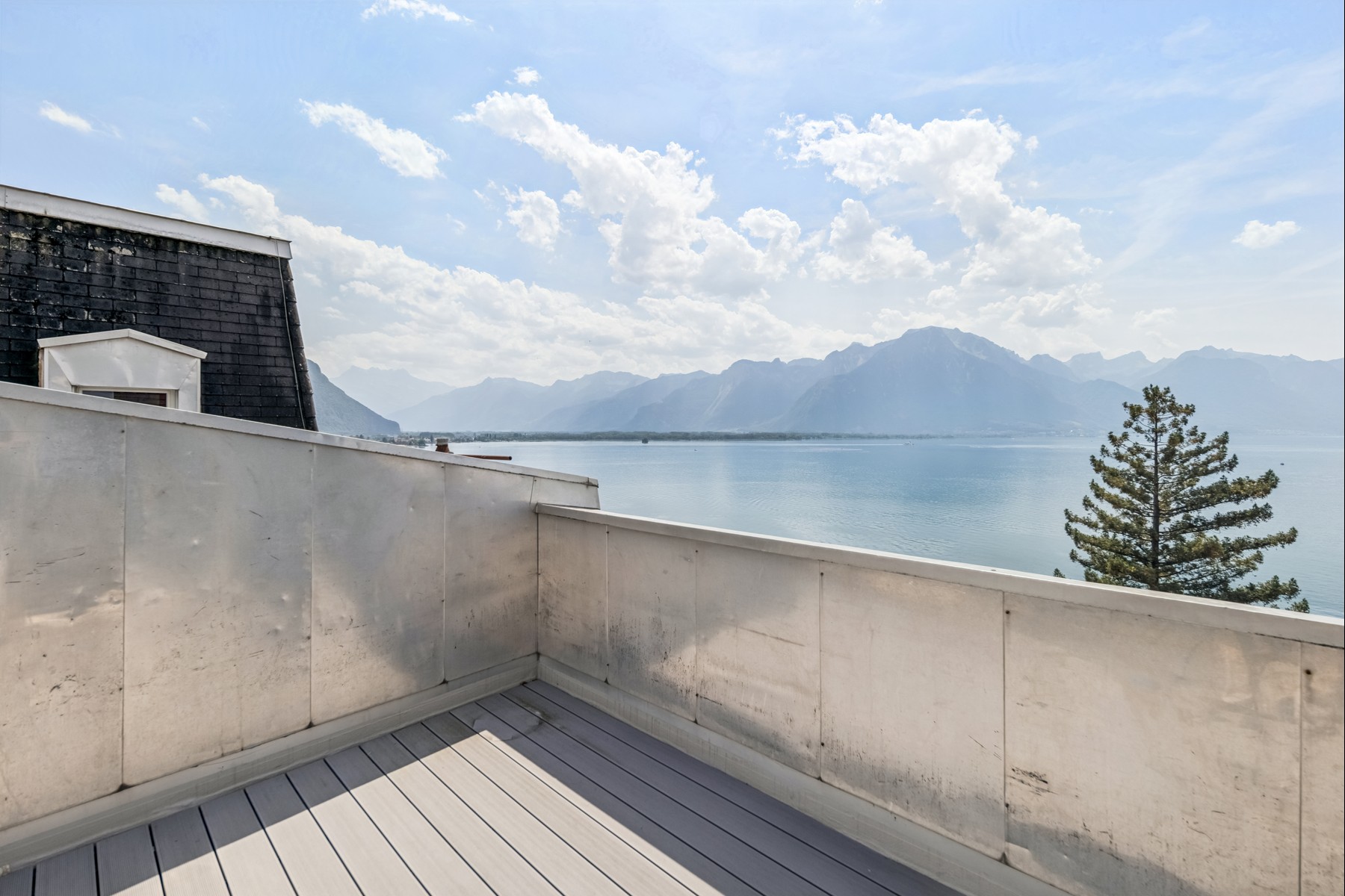  A charming penthouse with an exceptional panoramic view - 物件實景