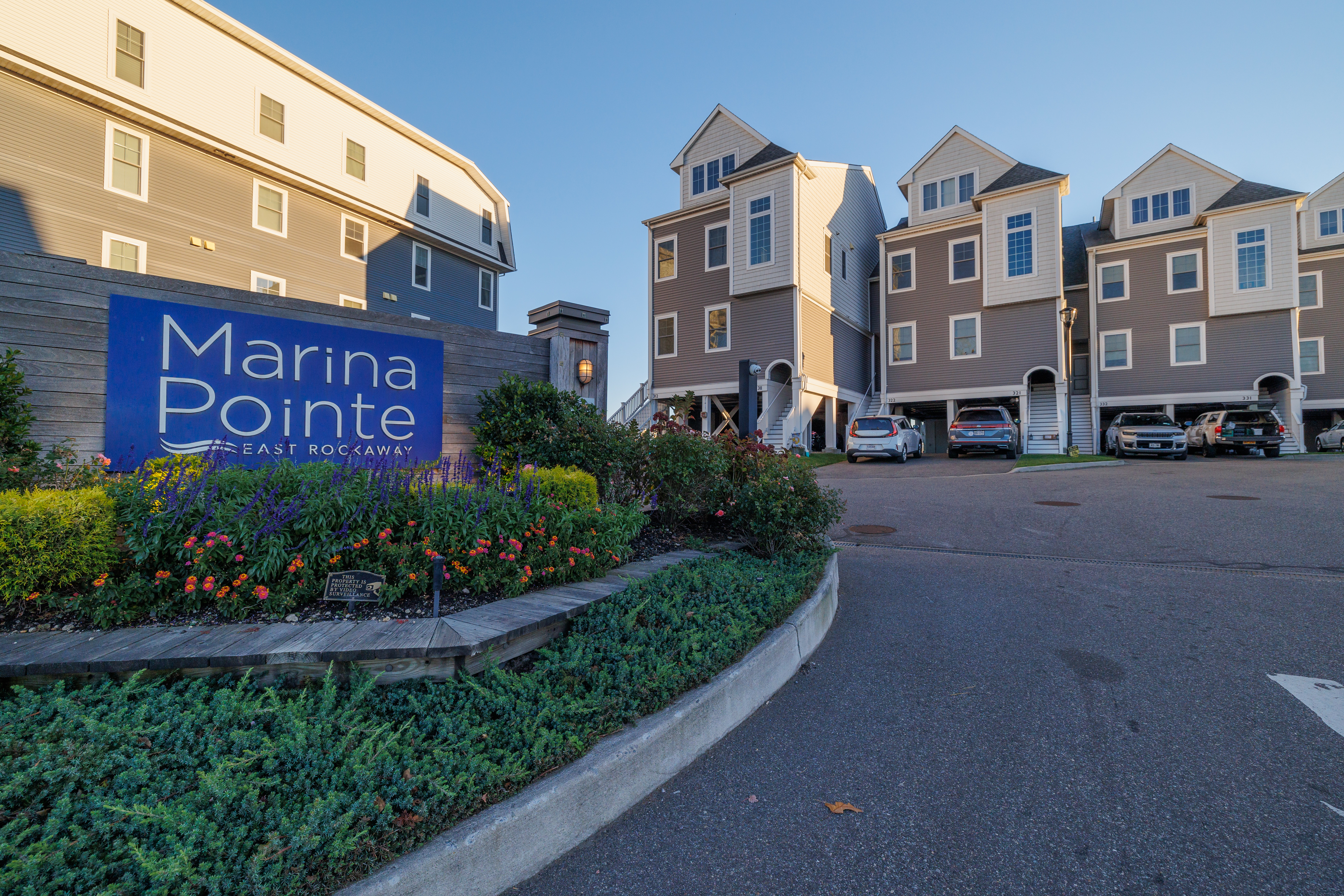 631 Marina Pointe Drive, East Rockaway, NY, 11518 - 物件實景
