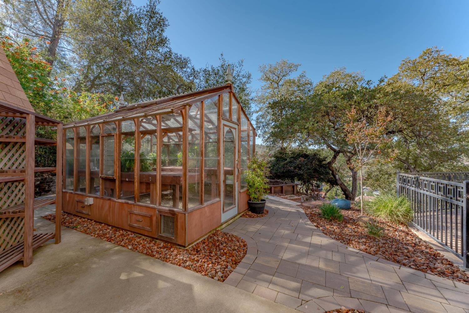 El Dorado Hills, California, 95762, United States, 4 Bedrooms Bedrooms, ,3 BathroomsBathrooms,Residential,For Sale,1987748