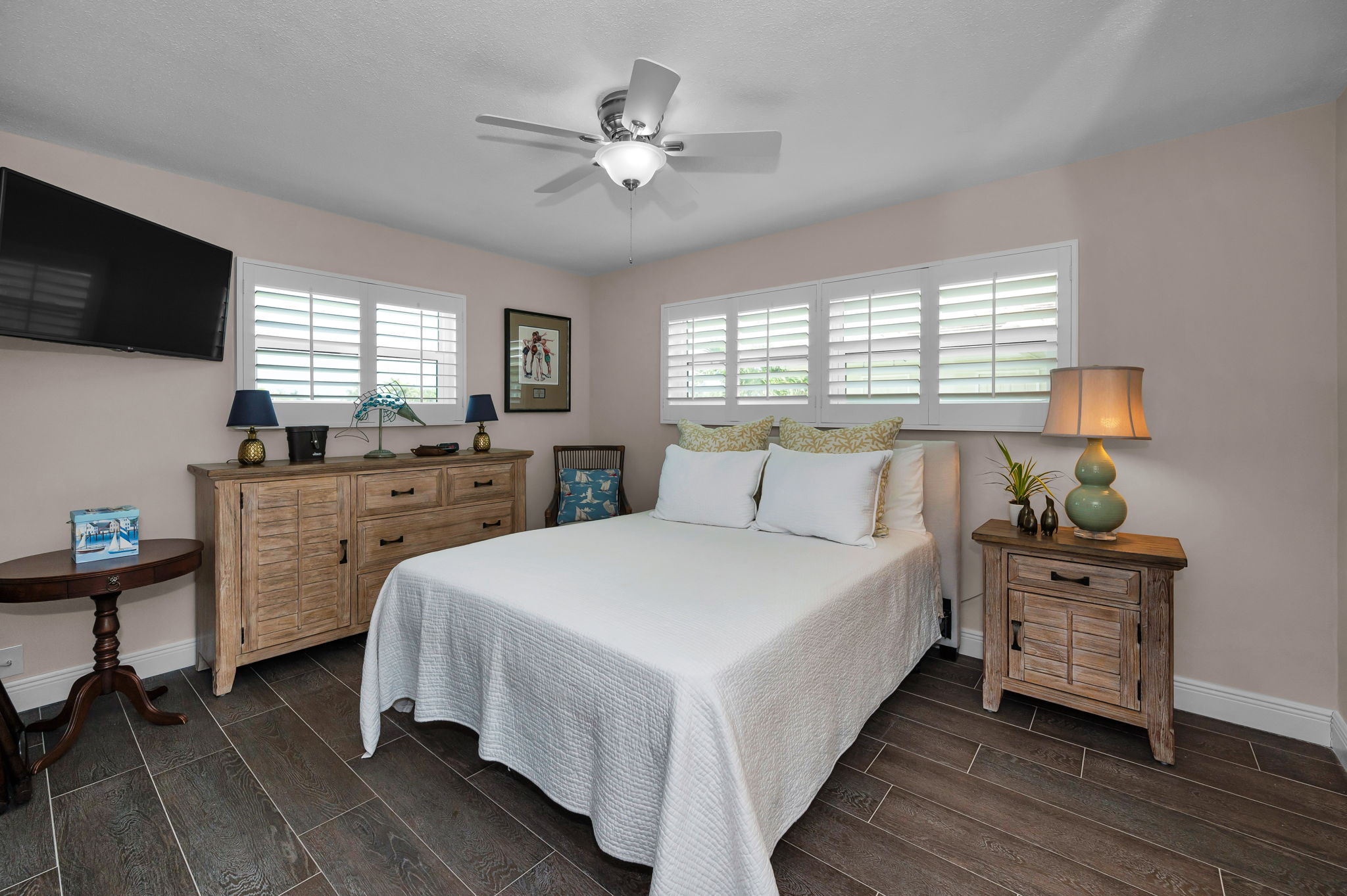 St Petersburg, Florida, 33703, United States, 4 Bedrooms Bedrooms, ,3 BathroomsBathrooms,Residential,For Sale,1978536