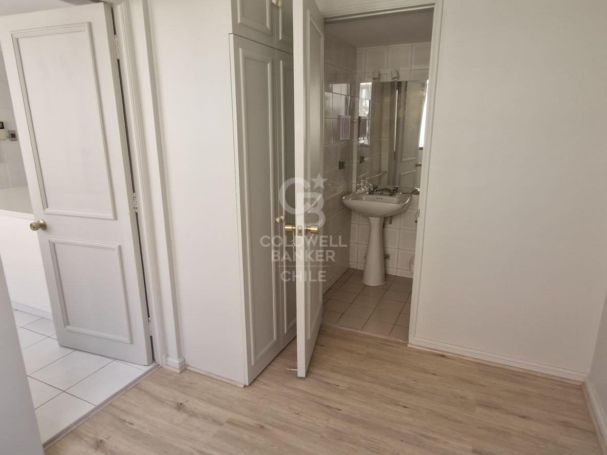 Las Condes, Chile, 3 Bedrooms Bedrooms, ,4 BathroomsBathrooms,Residential,For Sale,1908401