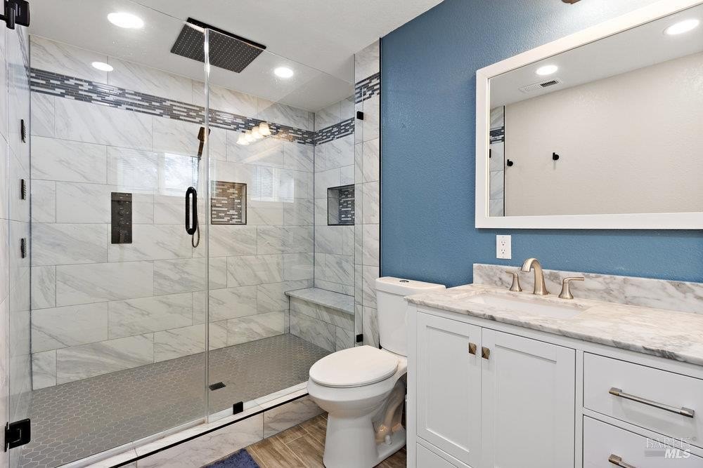 Vacaville, California, 95687, United States, 3 Bedrooms Bedrooms, ,2 BathroomsBathrooms,Residential,For Sale,1940351