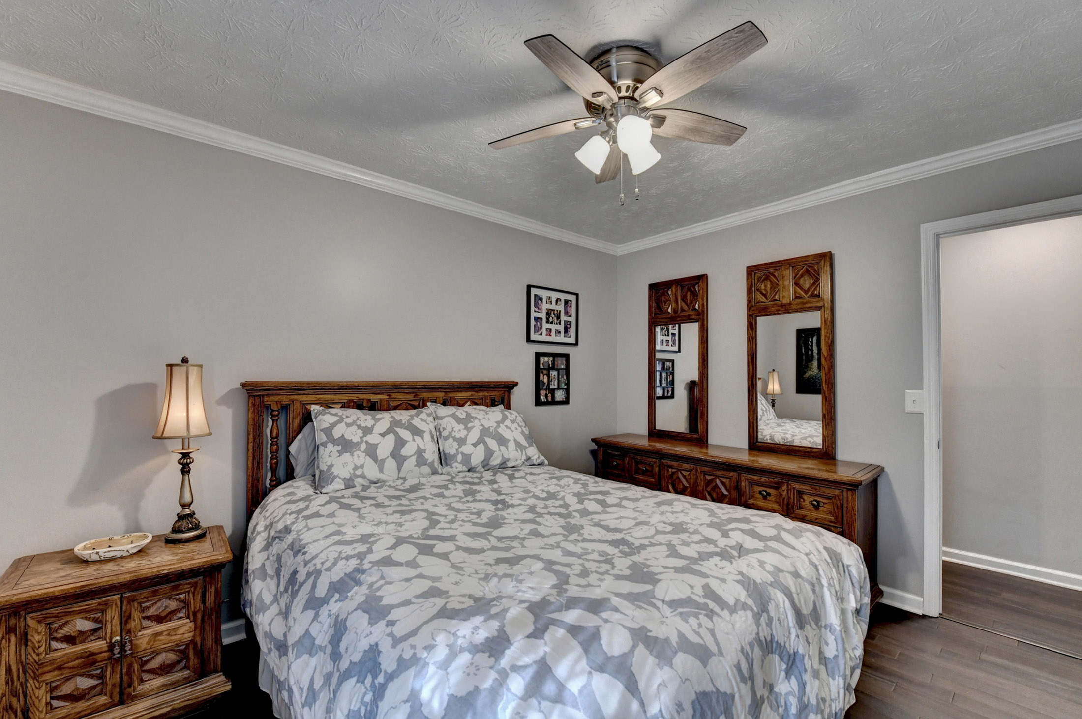  Welcome to this Renovated Home in Keheley Bend - 物件實景