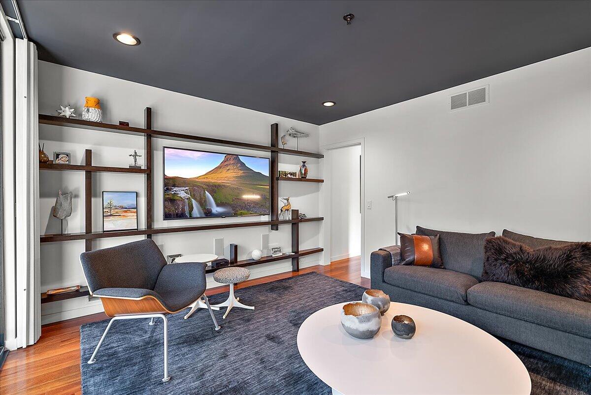 Saugatuck, Michigan, 49453, United States, 4 Bedrooms Bedrooms, ,4 BathroomsBathrooms,Residential,For Sale,1826741