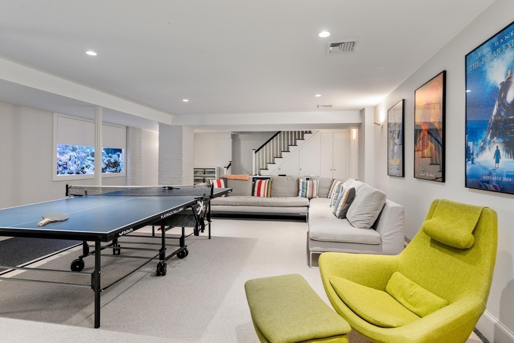 280A Warren St, Brookline, Massachusetts, 02445, United States, 6 Bedrooms Bedrooms, ,8 BathroomsBathrooms,Residential,For Sale,280A Warren St,1679782