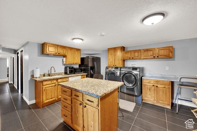 Salt Lake City, Utah, 84124, United States, 4 Bedrooms Bedrooms, ,4 BathroomsBathrooms,Residential,For Sale,1982621