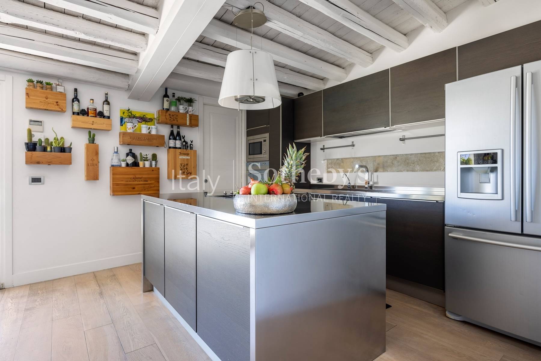  Penthouse with Terrace in the Heart of Palermo