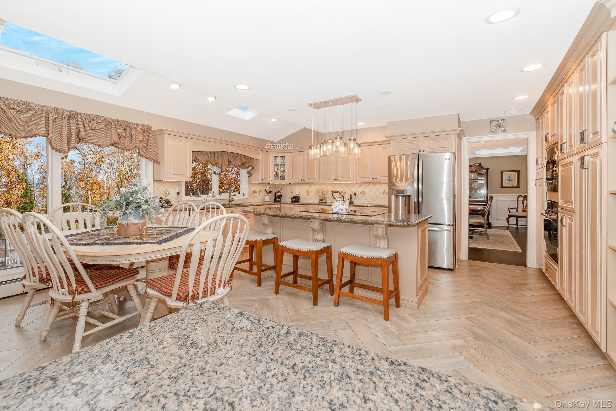 Smithtown, New York, 11787, United States, 5 Bedrooms Bedrooms, ,3 BathroomsBathrooms,Residential,For Sale,2001022