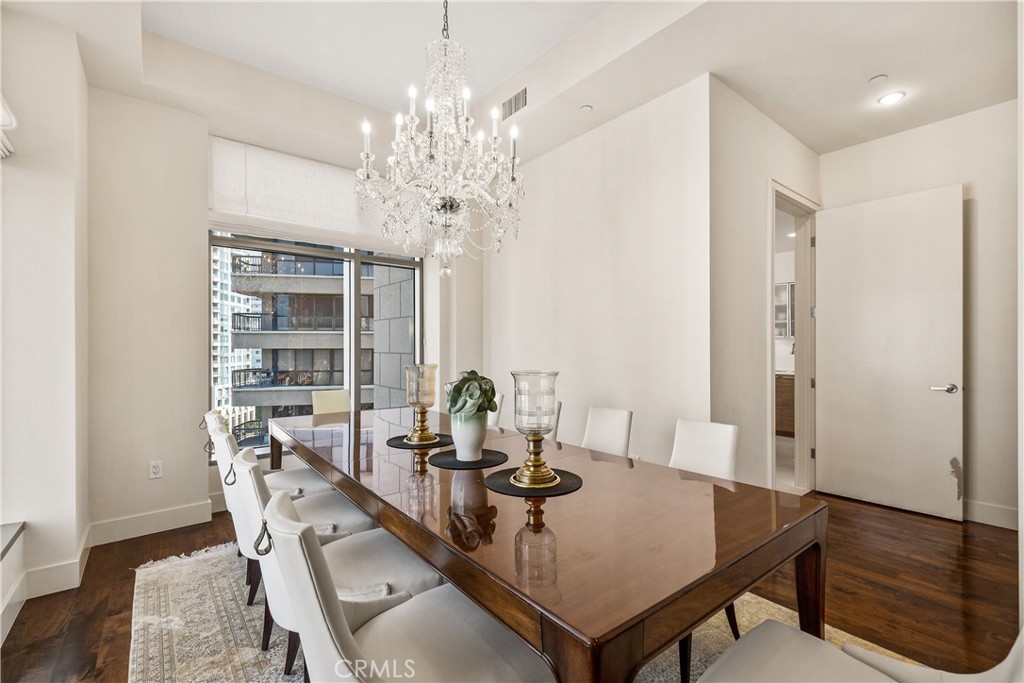Los Angeles, California, 90024, United States, 2 Bedrooms Bedrooms, ,3 BathroomsBathrooms,Residential,For Sale,1829595