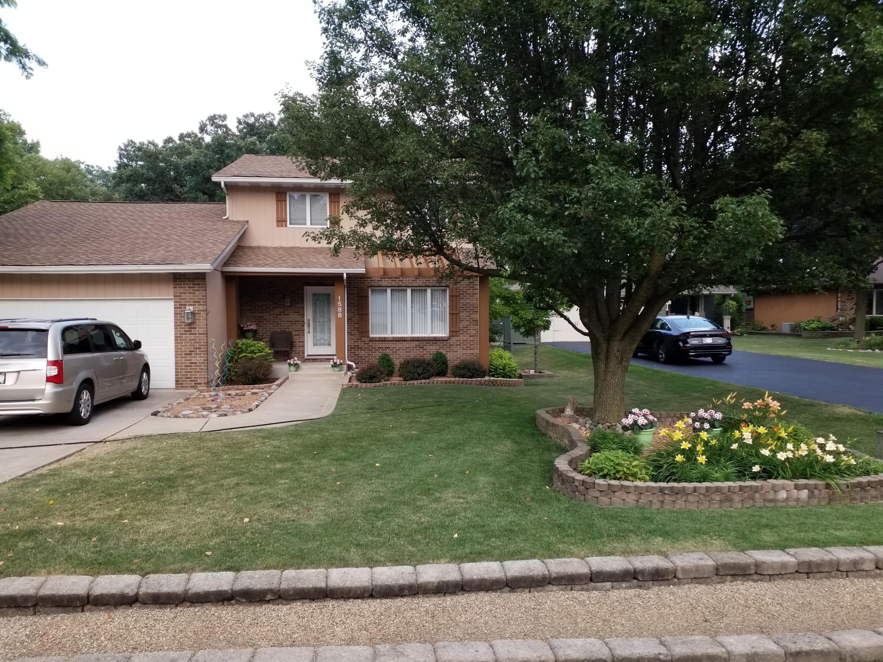 Crown Point, Indiana, 46307, United States, 4 Bedrooms Bedrooms, ,3 BathroomsBathrooms,Residential,For Sale,1924051