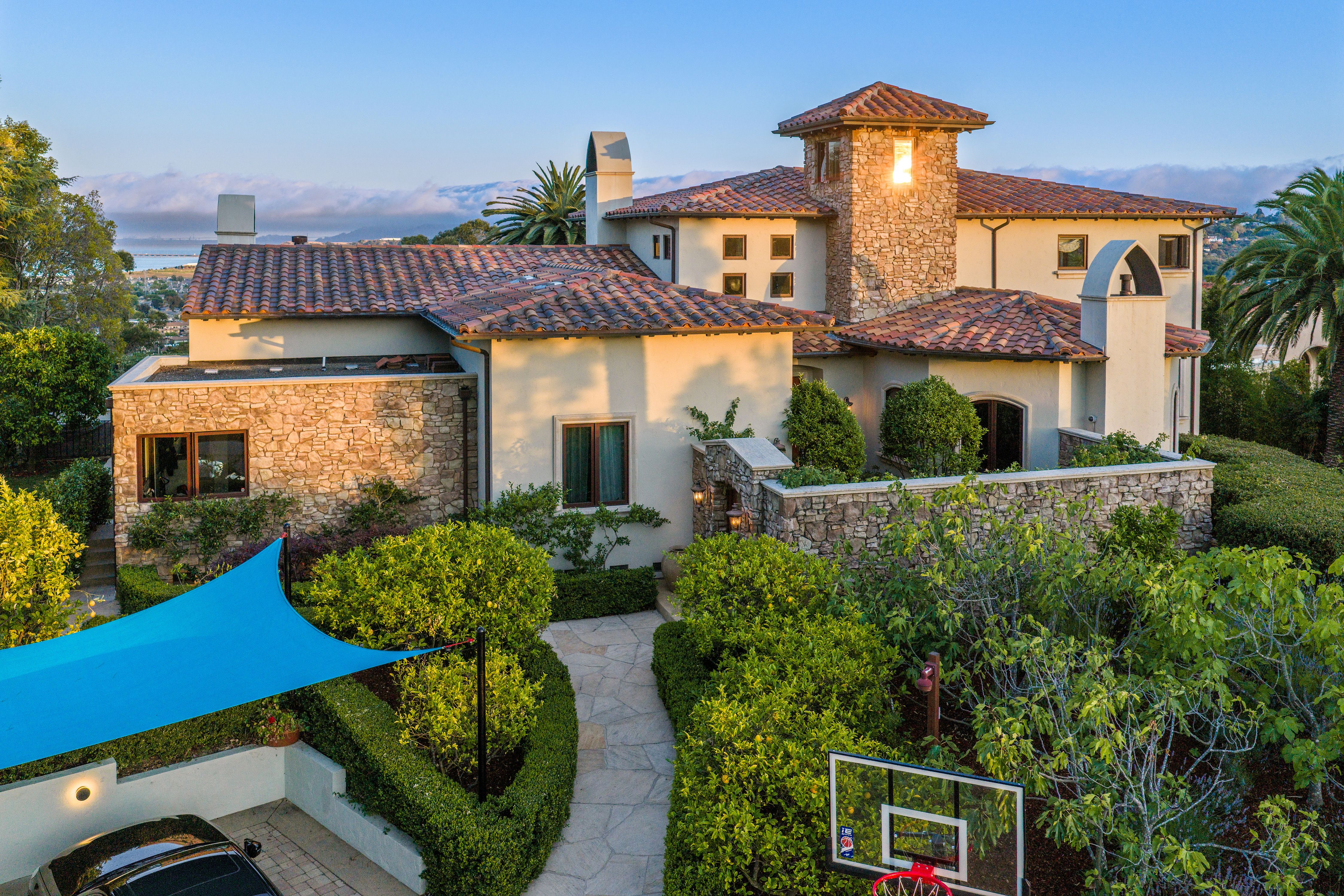  Extraordinary Estate with Panoramic Bay and Mountain Vistas - 物件實景