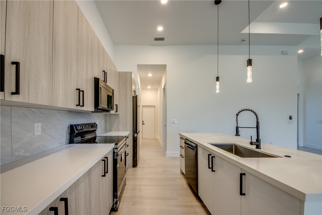 Cape Coral, Florida, 33993, United States, 4 Bedrooms Bedrooms, ,3 BathroomsBathrooms,Residential,For Sale,1983002