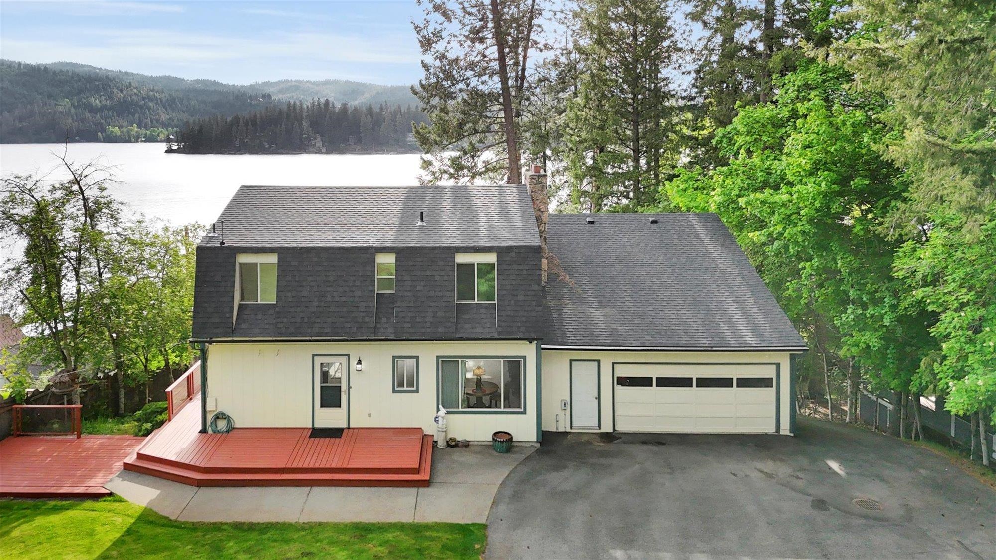 Newman Lake, Washington, 99025, United States, 4 Bedrooms Bedrooms, ,3 BathroomsBathrooms,Residential,For Sale,1929094