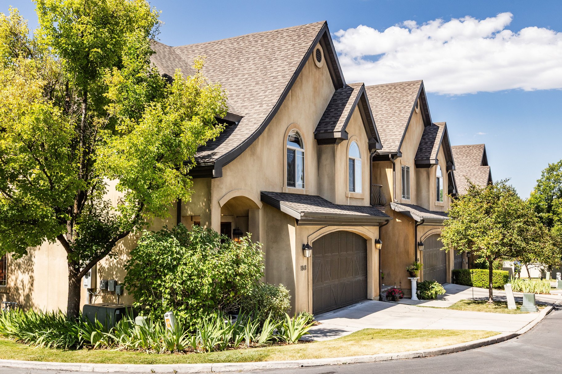  Prime Holladay Townhome in an Unbeatable Location - 物件實景