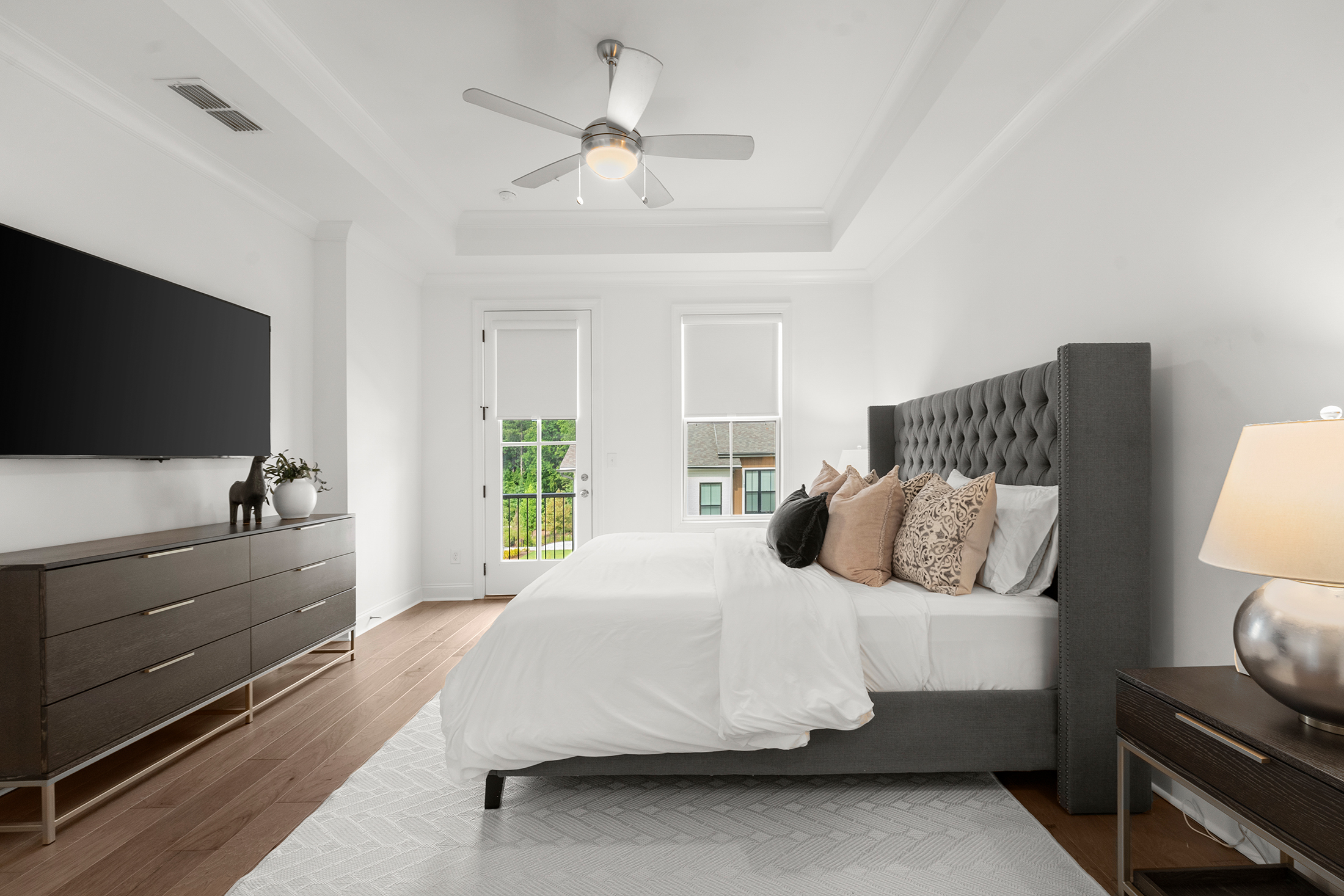  Welcome to One of the Most Desirable Locations and Homes in Upscale Ecco Park - 物件實景