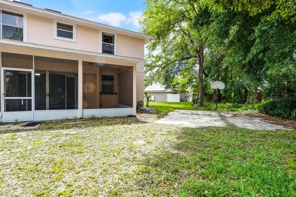 Apopka, Florida, 32712, United States, 5 Bedrooms Bedrooms, ,5 BathroomsBathrooms,Residential,For Sale,1806411