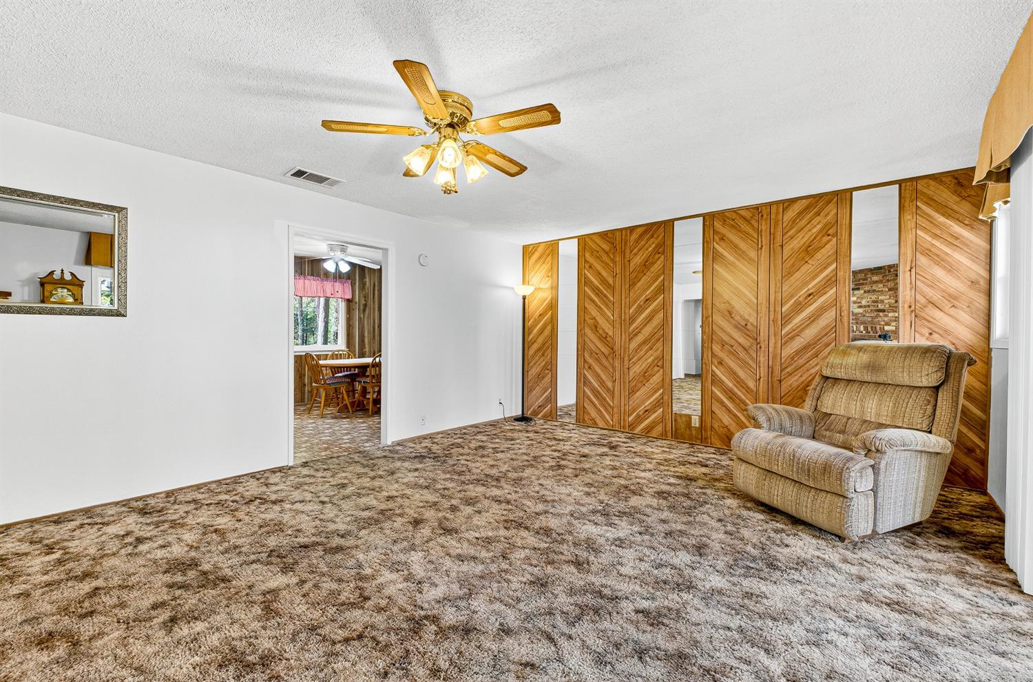 Colfax, California, 95713, United States, 3 Bedrooms Bedrooms, ,2 BathroomsBathrooms,Residential,For Sale,1987014