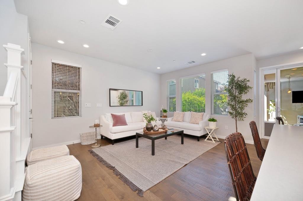 Sacramento, California, 95816, United States, 3 Bedrooms Bedrooms, ,3 BathroomsBathrooms,Residential,For Sale,1916793