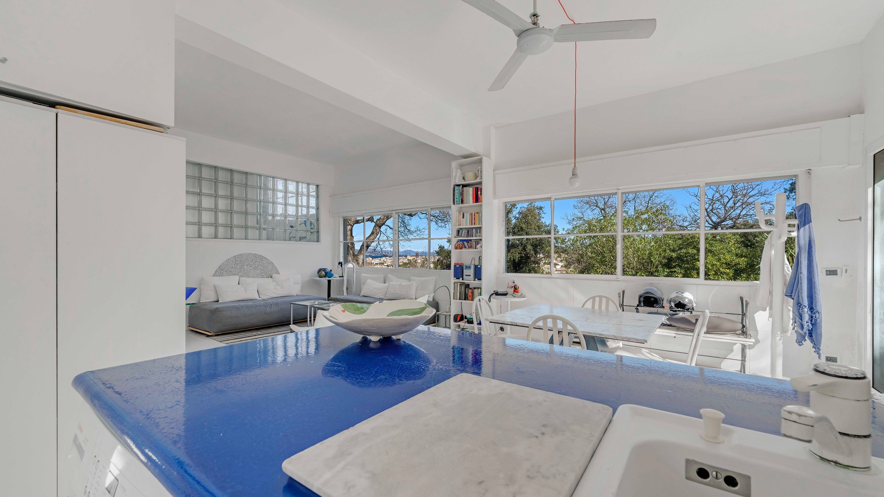  Palais Latitude 43, rare apartment for sale in Saint-Tropez with terrace and pa… - 物件實景