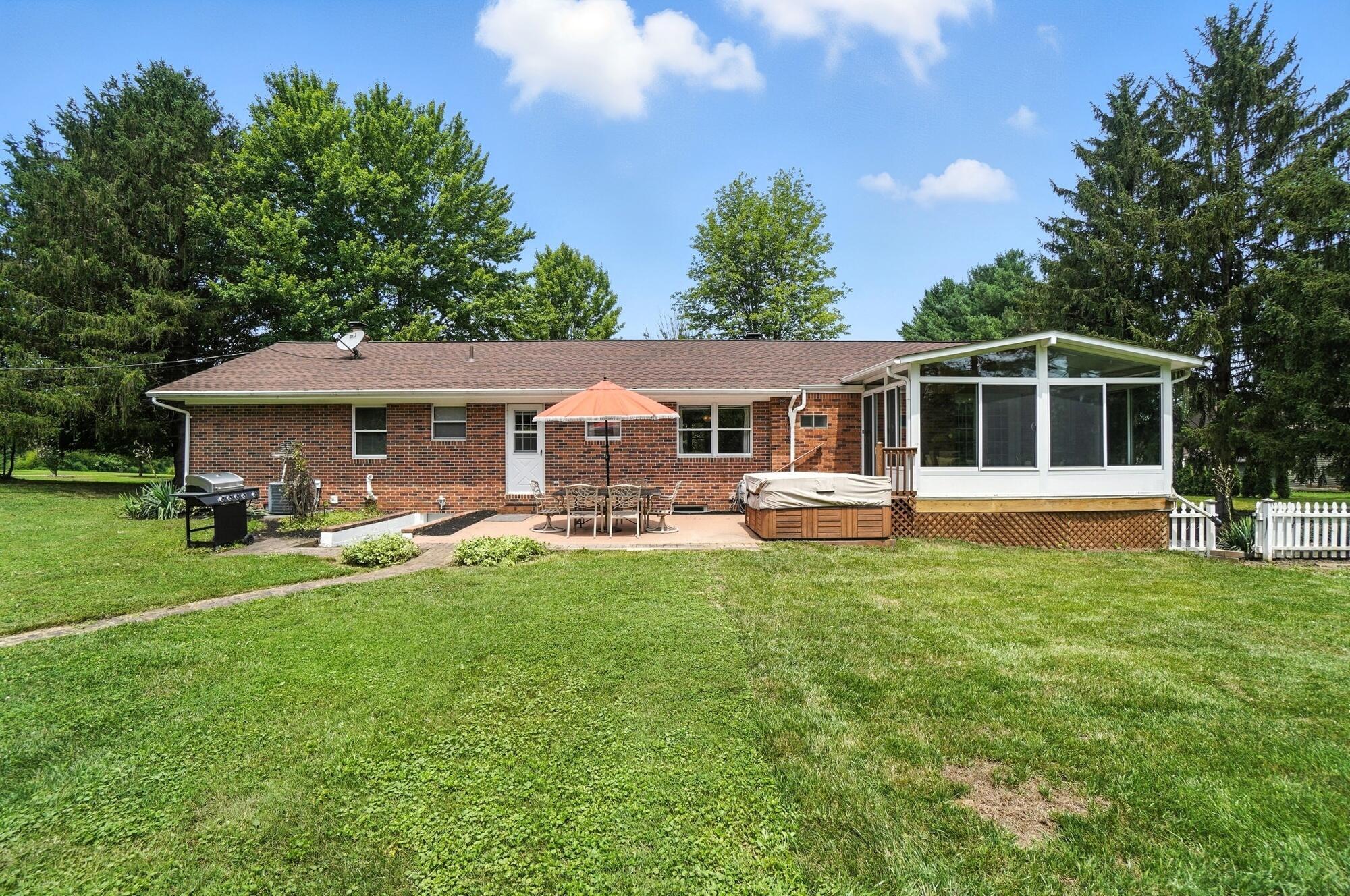 Johnstown, Ohio, 43031, United States, 3 Bedrooms Bedrooms, ,2 BathroomsBathrooms,Residential,For Sale,1896199