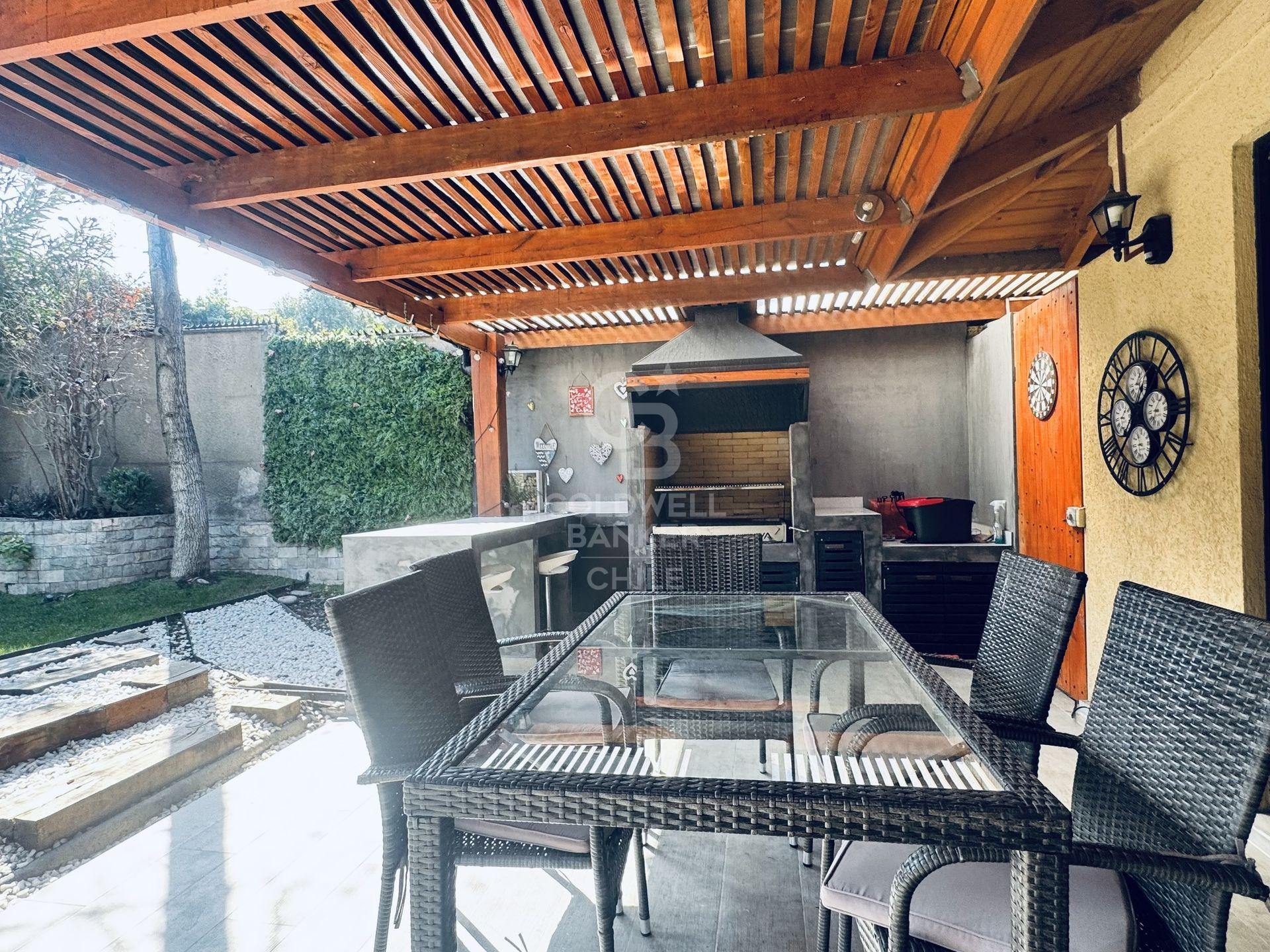 Lo Barnechea, Chile, 6 Bedrooms Bedrooms, ,4 BathroomsBathrooms,Residential,For Sale,1948089