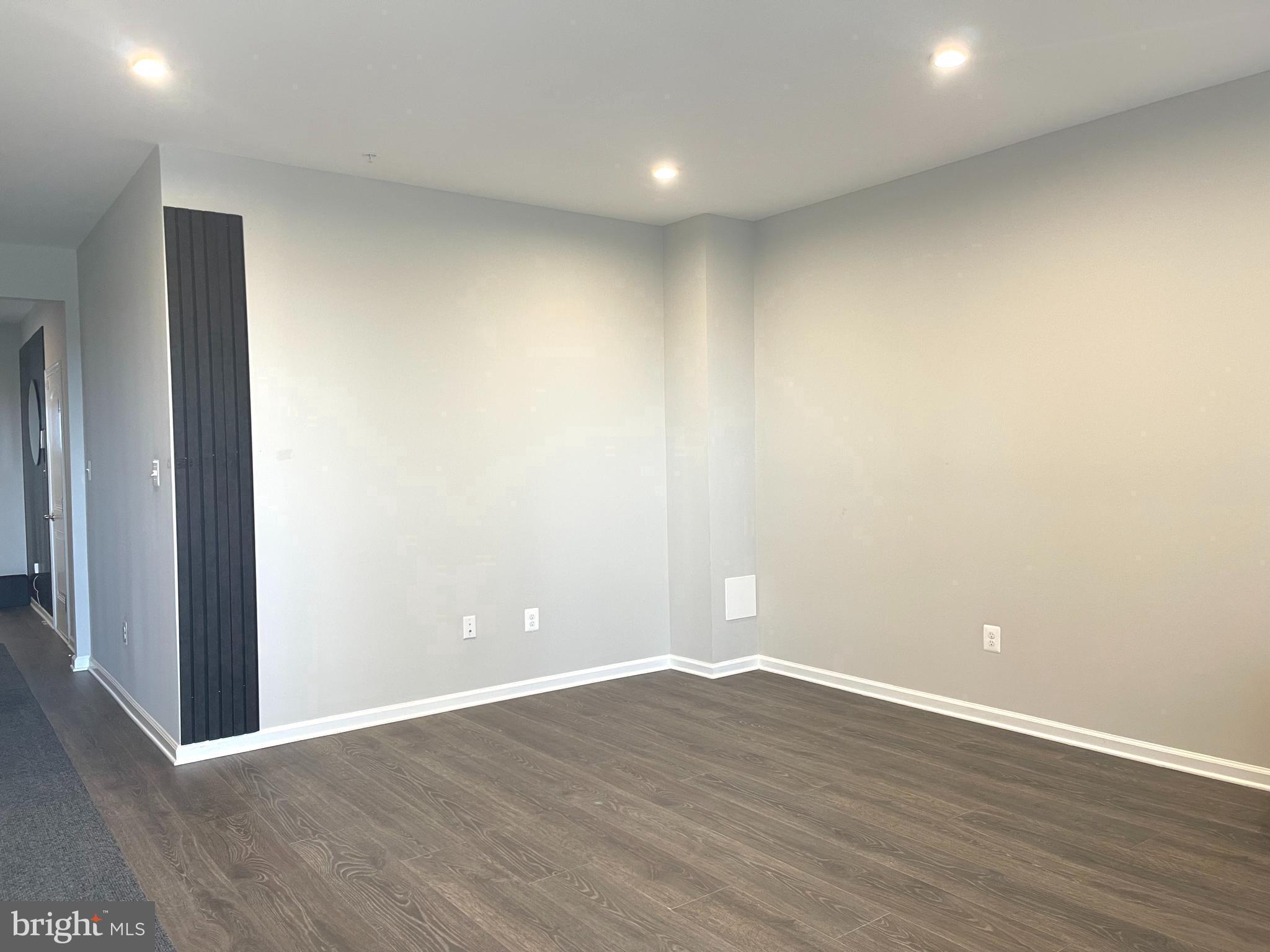 Hanover, Maryland, 21076, United States, 3 Bedrooms Bedrooms, ,4 BathroomsBathrooms,Residential,For Sale,1984120