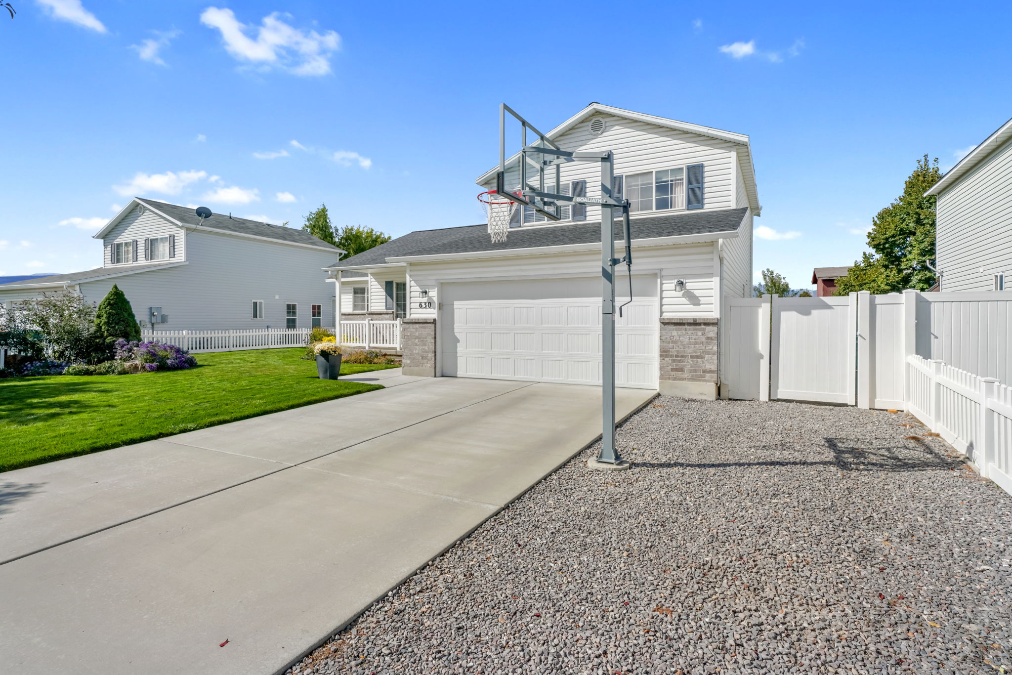 Lehi, Utah, 84043, United States, 4 Bedrooms Bedrooms, ,3 BathroomsBathrooms,Residential,For Sale,1973870