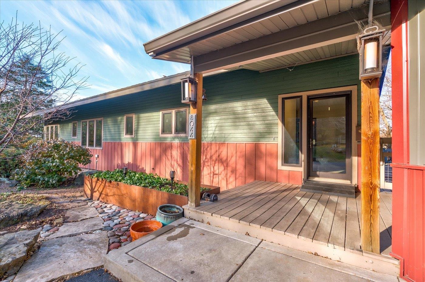 Sauk City, Wisconsin, 53583, United States, 5 Bedrooms Bedrooms, ,4 BathroomsBathrooms,Residential,For Sale,1992585