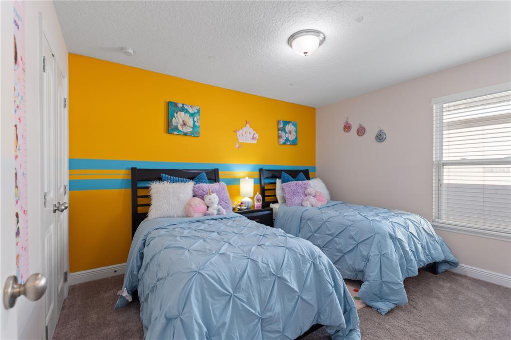 Davenport, Florida, 33837, United States, 5 Bedrooms Bedrooms, ,5 BathroomsBathrooms,Residential,For Sale,1999556