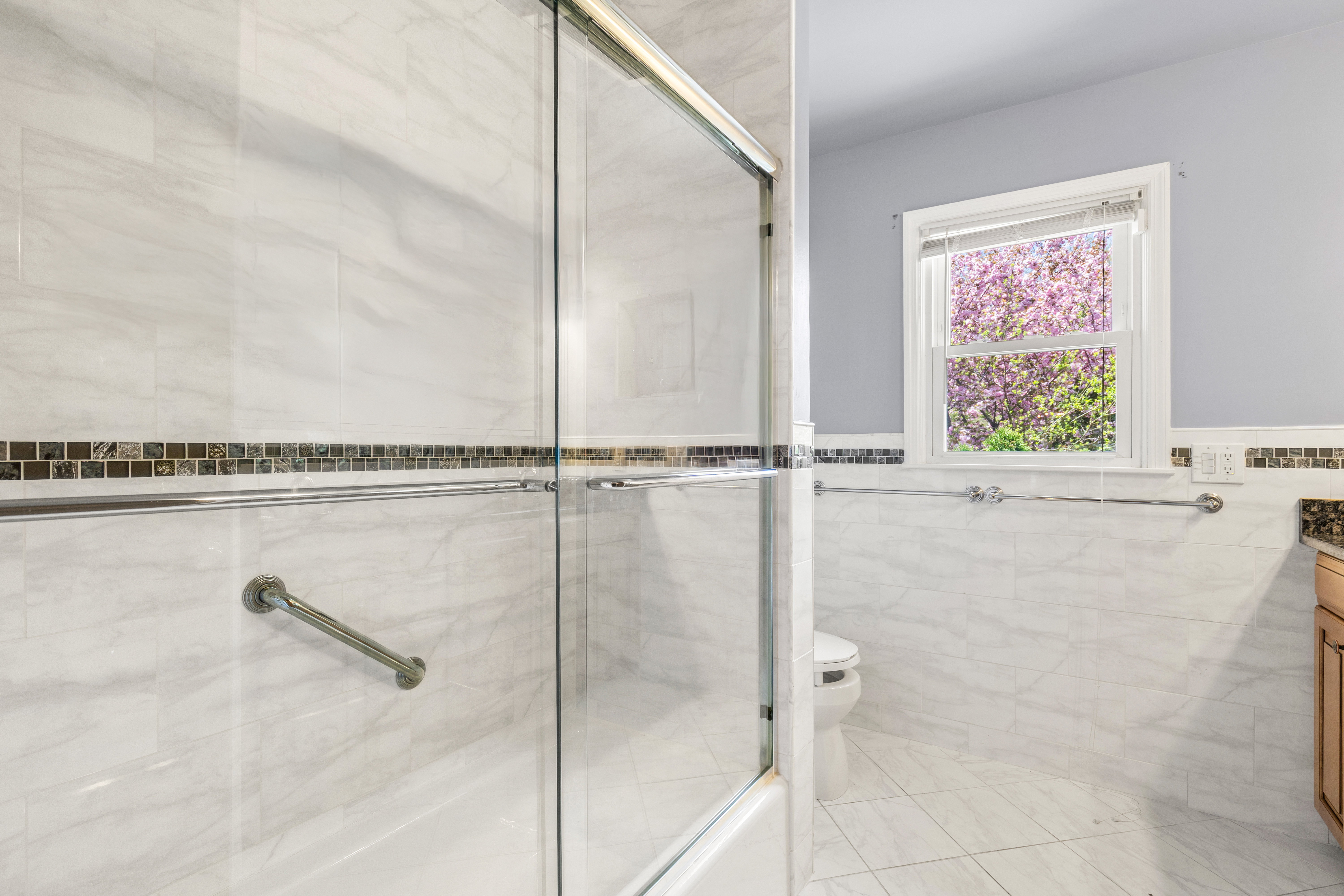  30 Claudet Way - 物件實景