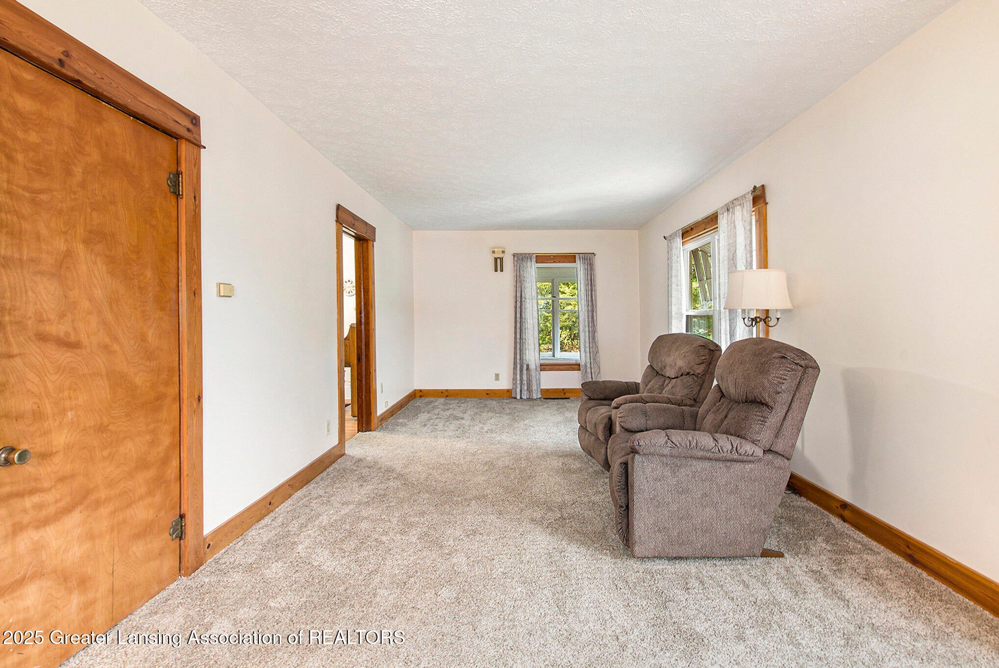 Webberville, Michigan, 48892, United States, 5 Bedrooms Bedrooms, ,2 BathroomsBathrooms,Residential,For Sale,1963155