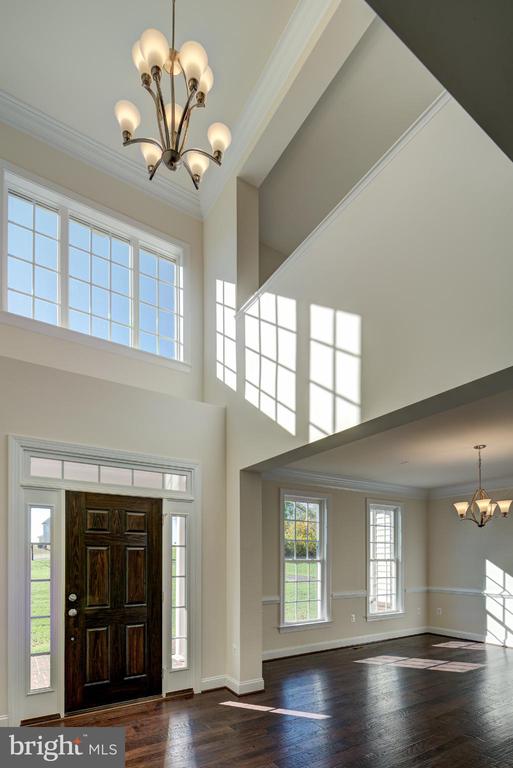 Oak Hill, Virginia, 20171, United States, 1 Bedroom Bedrooms, ,2 BathroomsBathrooms,Residential,For Sale,1984507