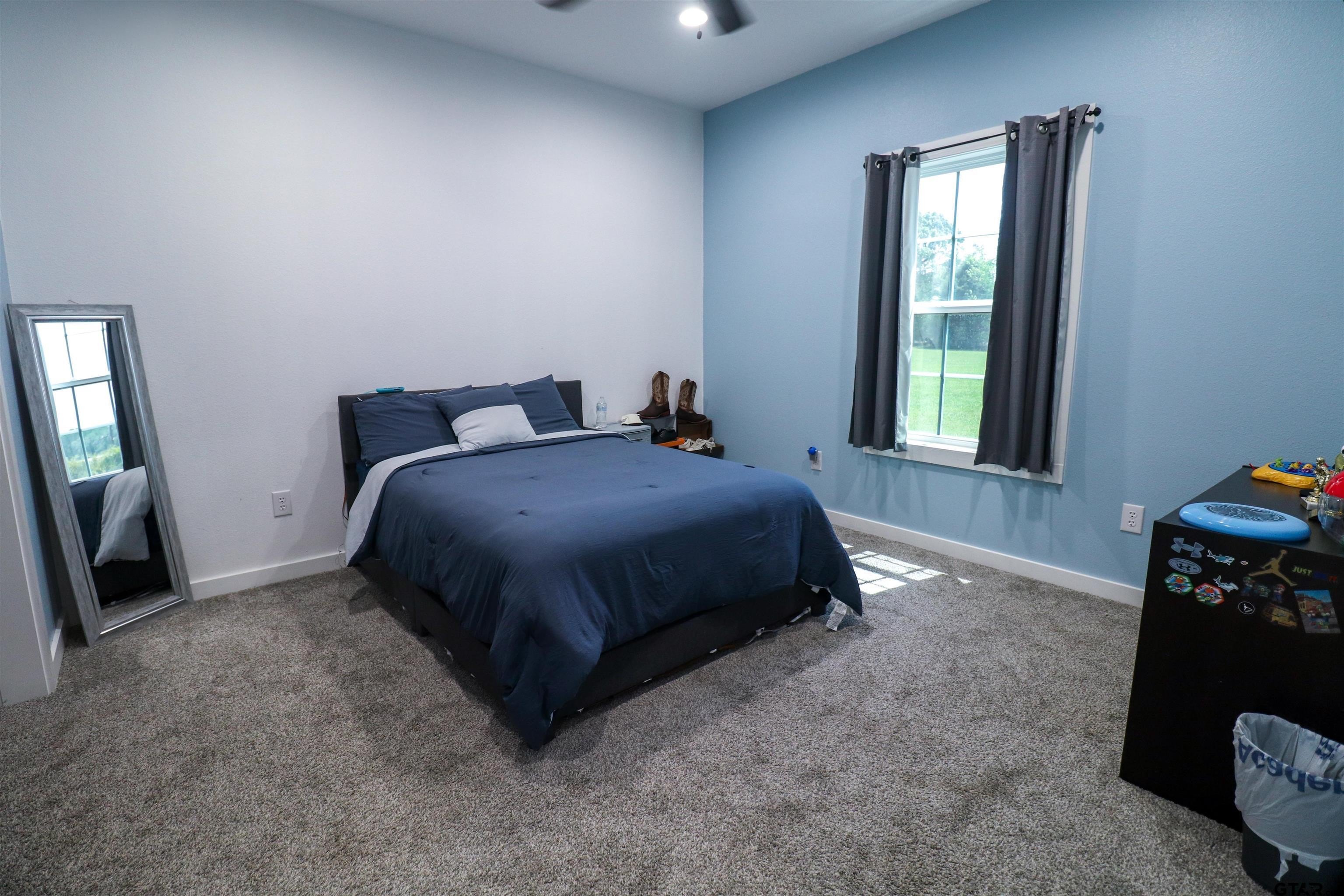 Pittsburg, Texas, 75686, United States, 4 Bedrooms Bedrooms, ,3 BathroomsBathrooms,Residential,For Sale,1943296