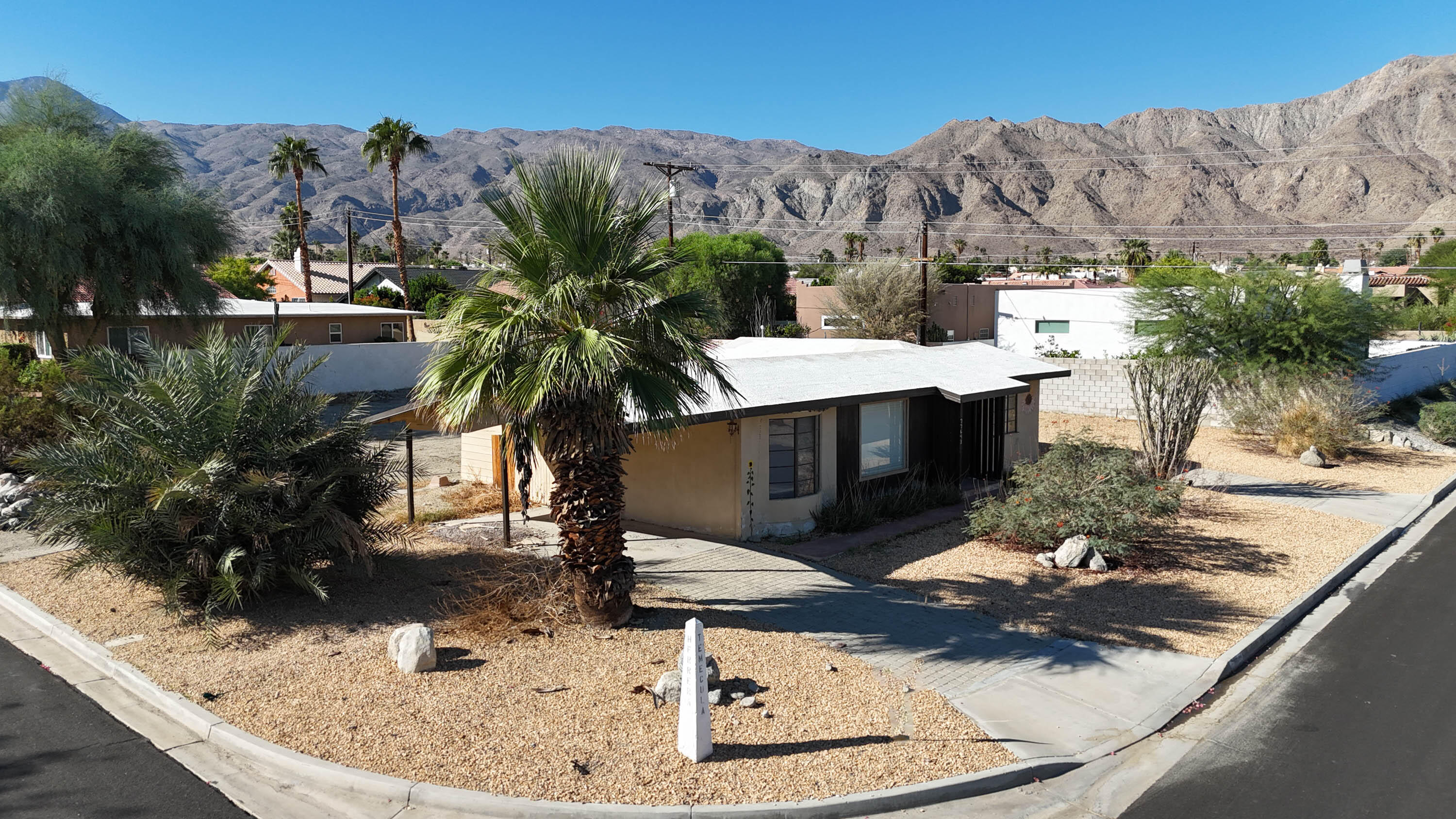 La Quinta, California, 92253, United States, 2 Bedrooms Bedrooms, ,1 BathroomBathrooms,Residential,For Sale,1961693