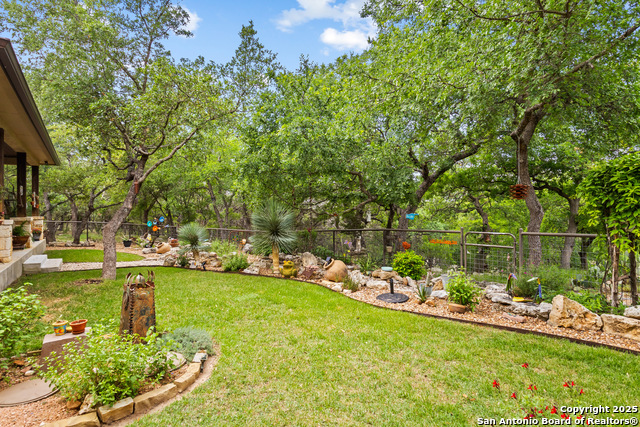 Bandera, Texas, 78003, United States, 2 Bedrooms Bedrooms, ,4 BathroomsBathrooms,Residential,For Sale,1784008