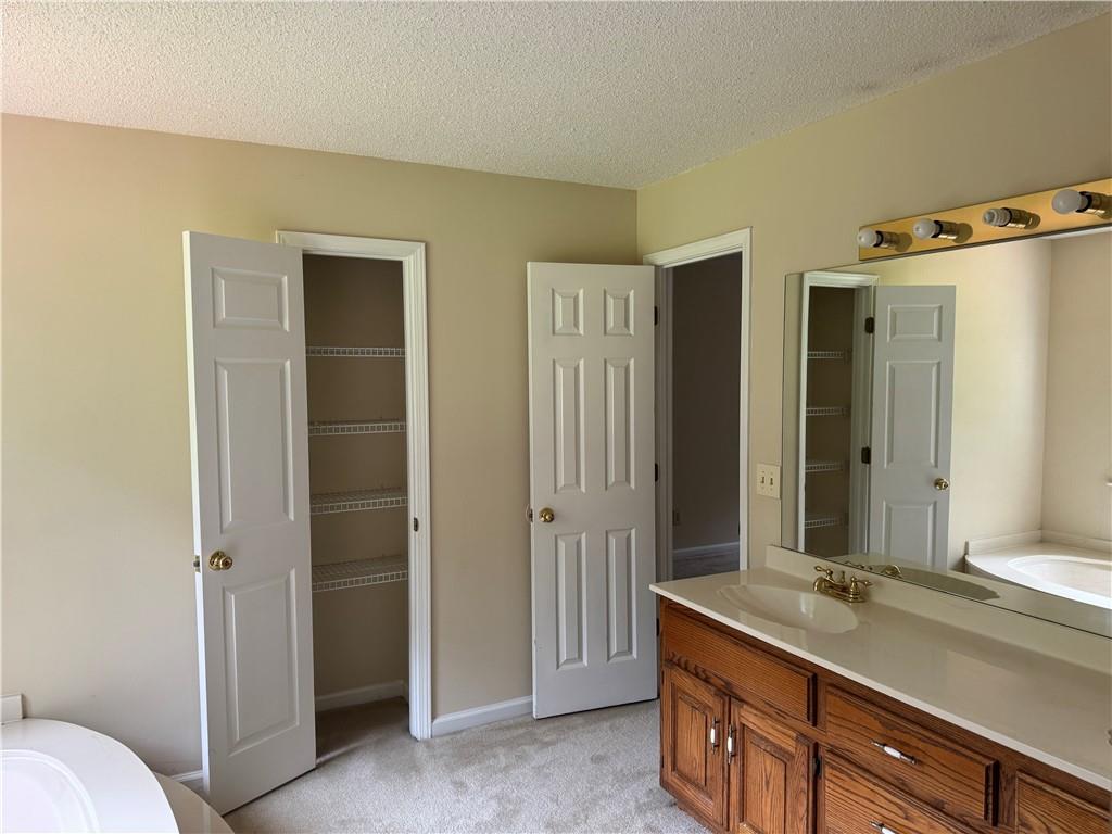 Conyers, Georgia, 30094, United States, 4 Bedrooms Bedrooms, ,5 BathroomsBathrooms,Residential,For Sale,1902783