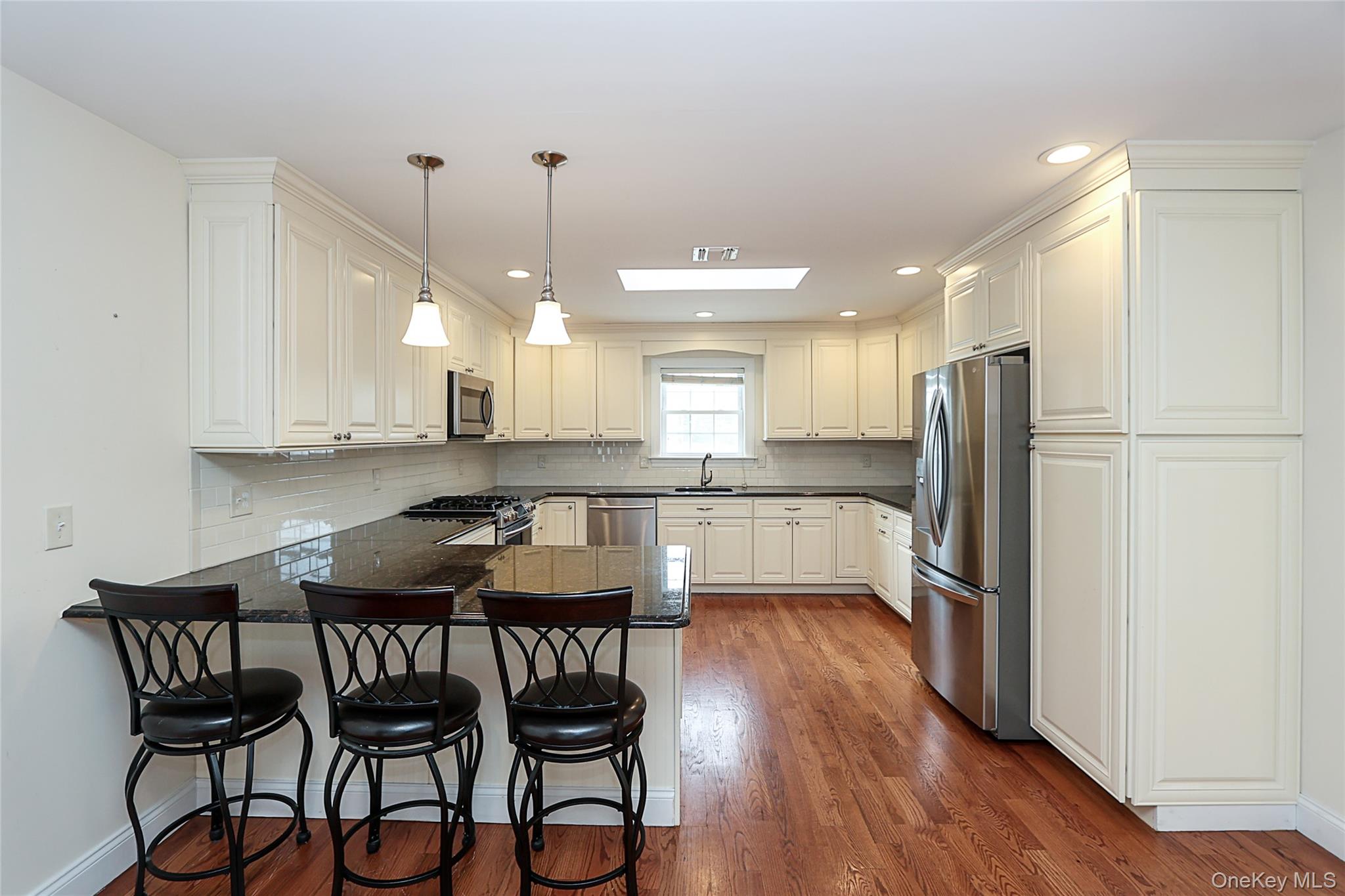  370 Rider Avenue, Patchogue, NY, 11772 - 物件實景