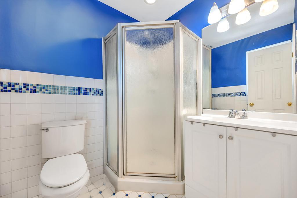 Islip Terrace, New York, 11752, United States, 3 Bedrooms Bedrooms, ,3 BathroomsBathrooms,Residential,For Sale,1898888