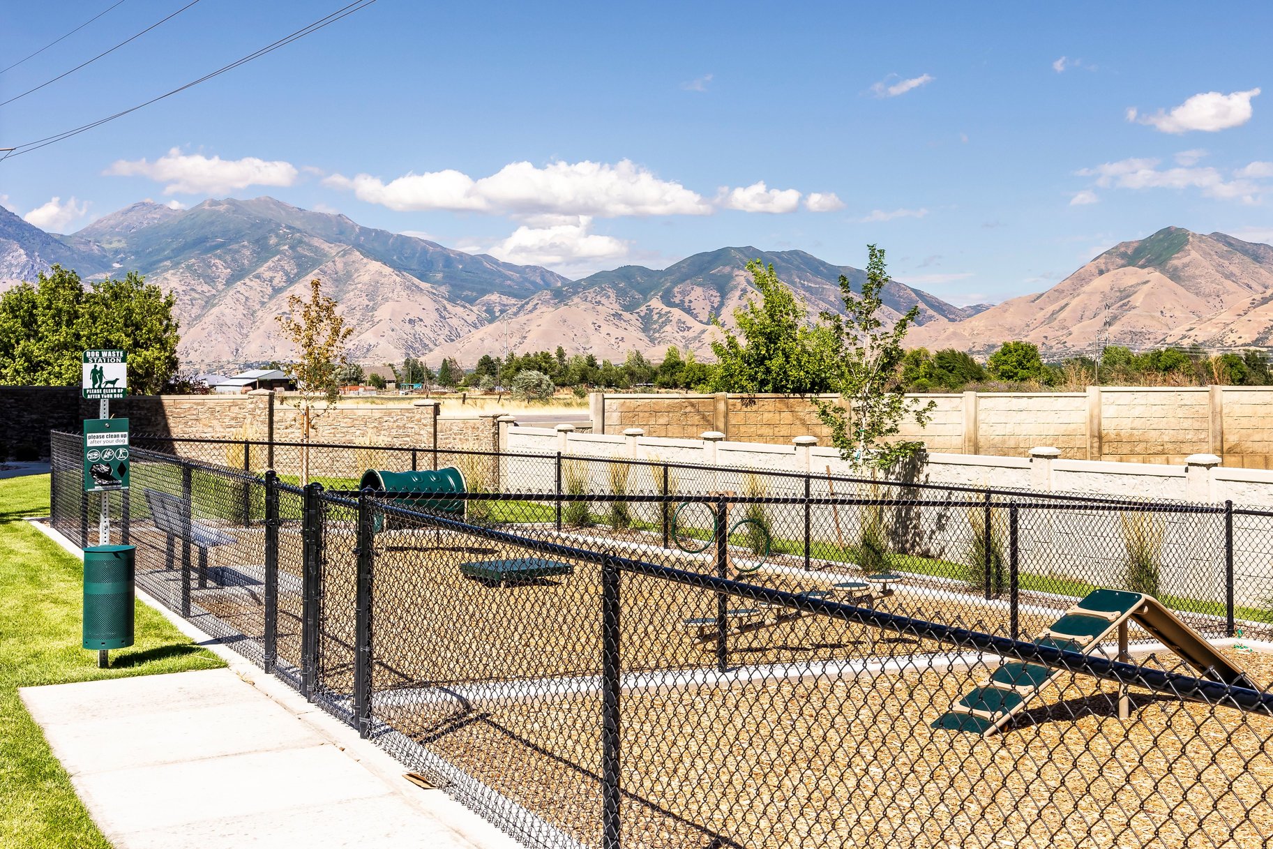 Three-Bedroom Soho Floor Plan at The Ridge at Spanish Fork - 物件實景